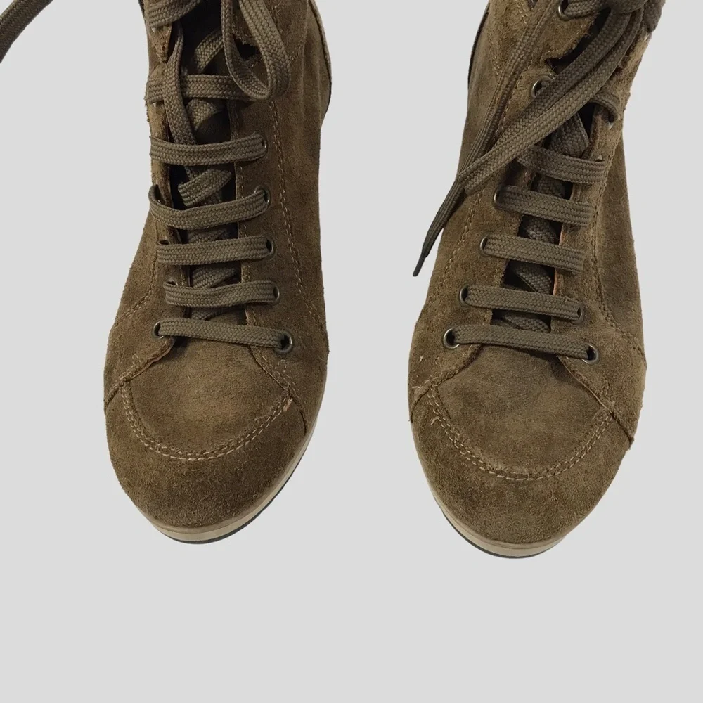 Geox Respira olive green Suede Wedge Sneakers  Size 37 EU/ 6.5 US